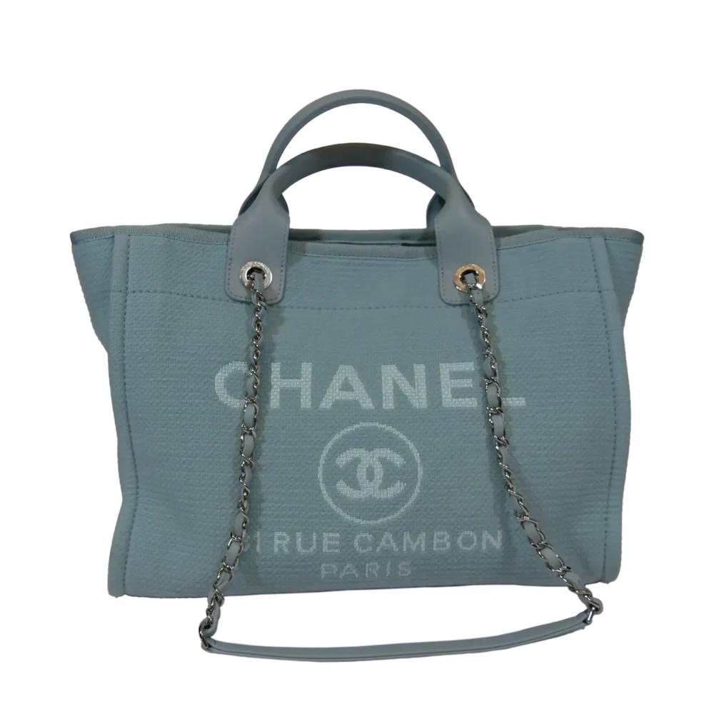 Chanel Deauville hellblau